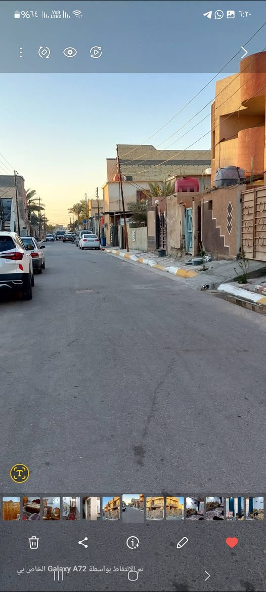 بيت في كربلاء حي القادسية قرب دائرة الكاتب عدل سابقا 
قريب جدا عن الحديقة وساحة عامة 
على شارعين تبليط
المساحة ١٥٠ متر كلها بناء
العرض ٦ متر
نزال ٢٥  
فيه غرفتان للنوم
واستقبال
صالتان واحدة في الطابق الأرضى والثانية في الطابق العلوي
مطبخ 
حمامات ٢
البيت مرتفع عن الشارع
بناء حديث
وأهم ما يميز البيت انه محاط بجار جيد  جدا
البيت يباع مع الأثاث
السعر ٢٥٠ مليون
رقم الهاتف *********** كربلاء, العراق
