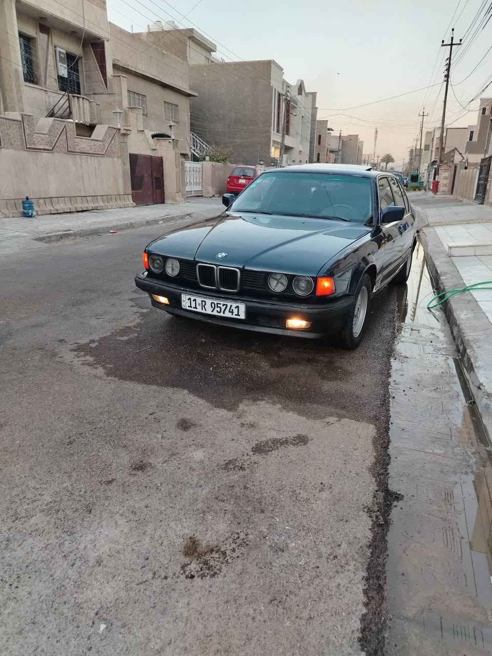 السلام عليكم اخوان
للبيع او مراوس بي ام فقط 
حجم ٧٣٥  موديل ٩١ محرك جديد قبل شهر شاده
تبريد منضومه جديده كلها مال ياباني
مصبوغه عام جمالية بدون حادث ولا خياس ولازنجار
لونها نيلي على بنفسجي
فول كشنات جلد كهرباء كلهن شغالات صاج يدات نيكل فول فتحه شغاله
برده كهرباء
كهربائيات كلها من صفر عدتها بدون اي جطل كلشي شغال
رقم بغداد الجديد  بأسمي
نقصها صدر امامي فقط
مكاني بغداد
السعر ٦٣ وبيها مجال قليل
مراوس ويه ٥٠٠ واذا ٧٠٠ لون سلفر بعد افضل


**إذا كنت صاحب هذا الإعلان وتريد حذفه لأي سبب، رجاءا أرسل رسالة إلى الدعم الفني**