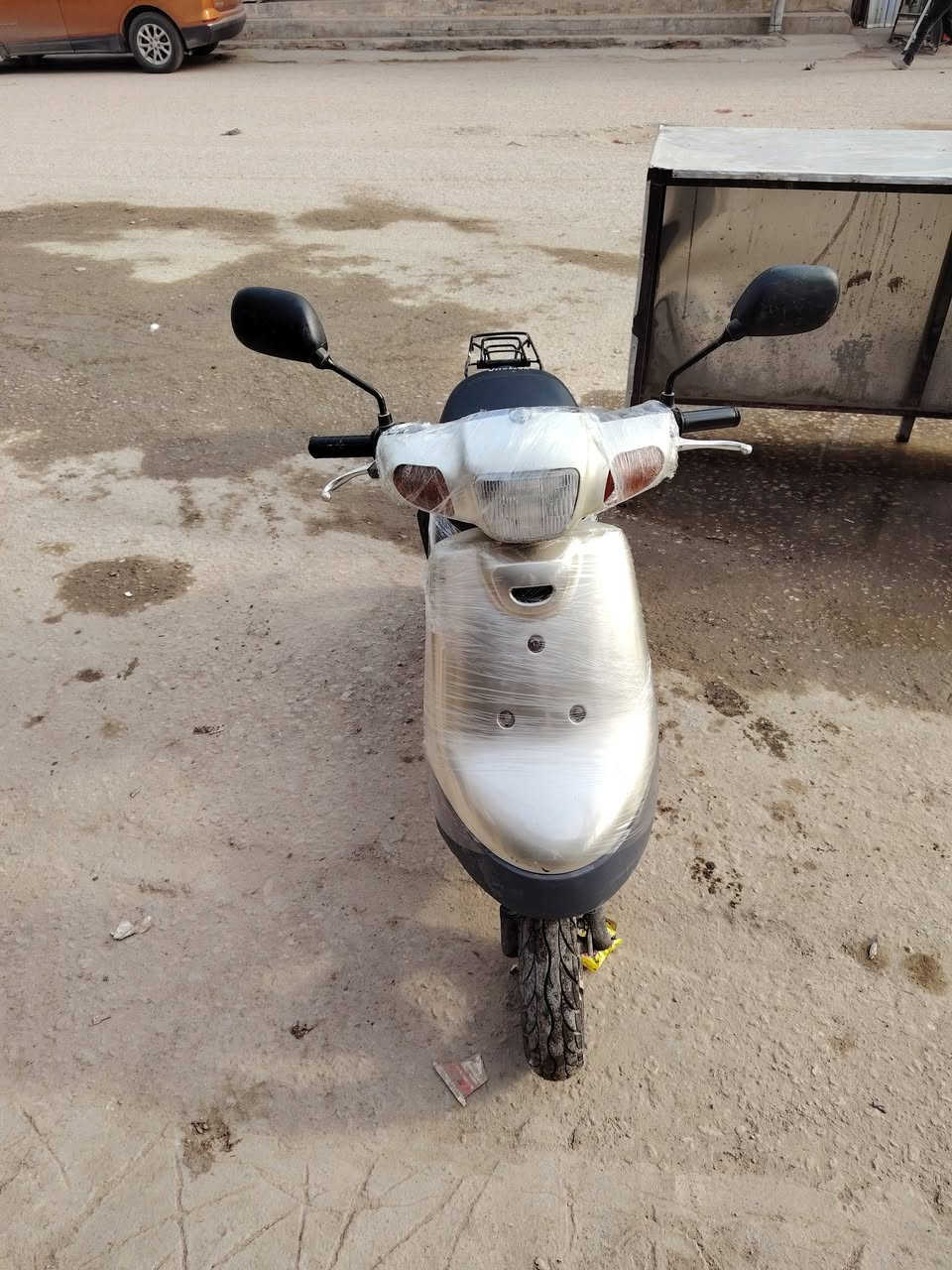 دراجه بطه موديل 2003 شرط الفحص كهربائيات كامله سلف هندر كفاله عامه السعر ٢٢٥ العنوان  العنوان كربلاء رقم الهاتف ***********
