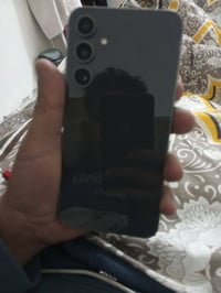 سامسونك  S23 FE.     مراوسه 07714251259