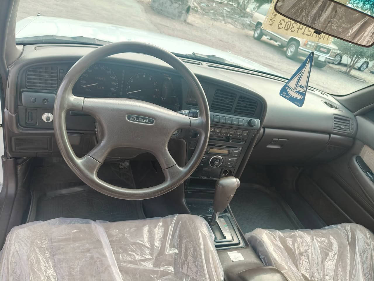 السلام عليكم مارك كربلاي تحويل ثاني يوم مكينه وكير كفاله حداديه جديده قرفه جديده سياره كفاله  كص ونقل جثه و ضربه تخم تاير جديد مكان البصر الزبير *********** سعر70 وبيه مجال قليل
