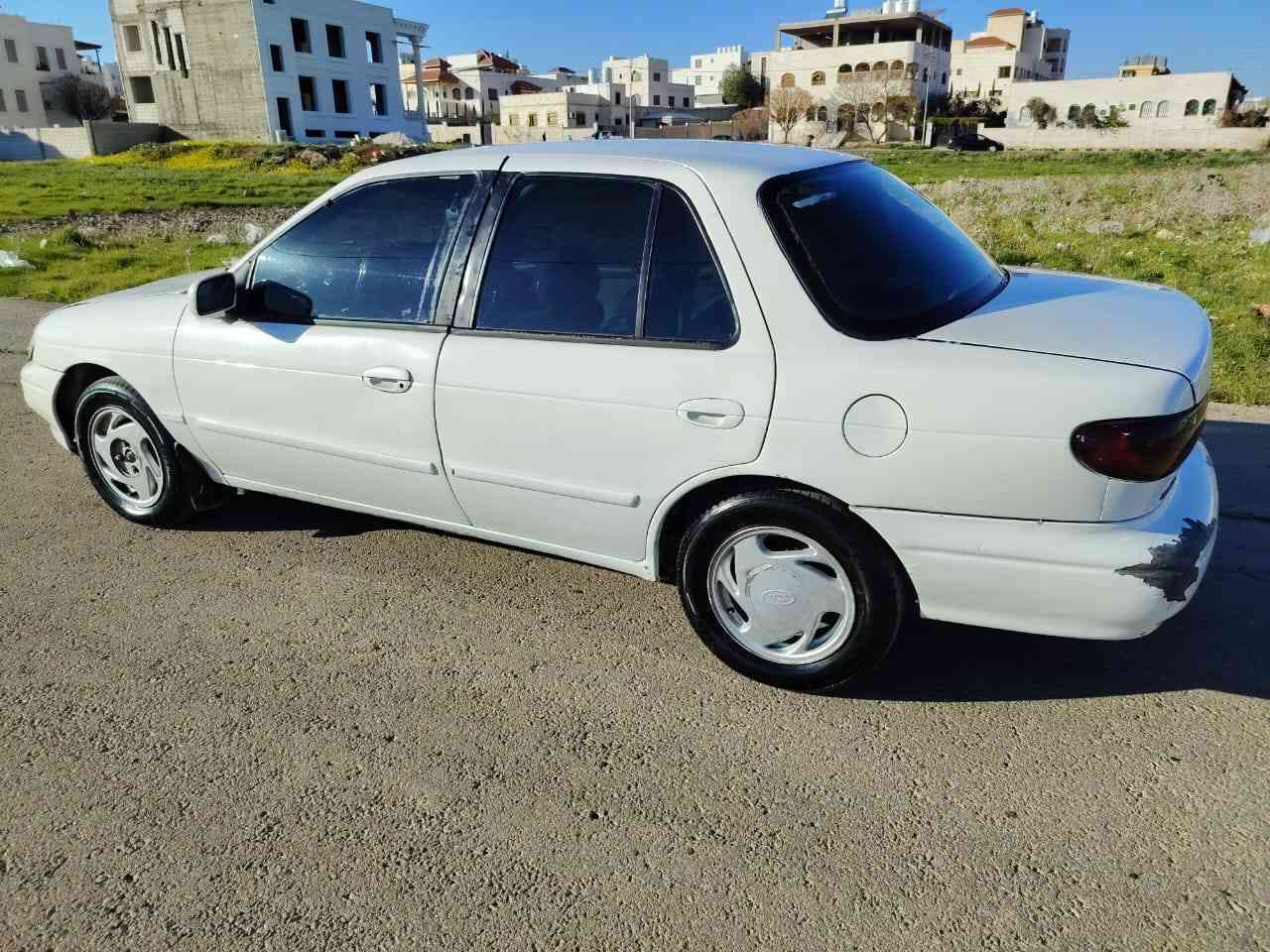 بسم الله الرحمن الرحيم
كيا سيفيا 1995 ماتور 1500 فحص قير اتوماتيك افرهول جديد كوشوك نظيف جنط الاصلي مكيف شغال حامي بارد بطارية جديدة دهان نظيف ميكانيك وكهرباء ممتاز مشية ناعمة مرخصة لشهر 6/2026 تبارك الله فحص 2 جيد 
السعر 1300 قابل للتفاوض 
0780697979


**إذا كنت صاحب هذا الإعلان وتريد حذفه لأي سبب، رجاءا أرسل رسالة إلى الدعم الفني**