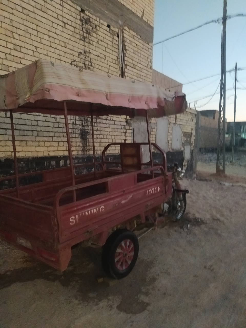 عندي ستوته للبيع 20بسيط16بيها نقص اوراق أصولي مكاني بابل لمعلومات اكثر الاتصال***********

