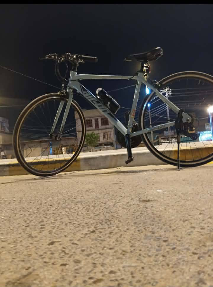 السلام عليكم بايسكل للبيع بسعر 150الي يريدها خلي يدخلي خاص مكاني كربلاء


**إذا كنت صاحب هذا الإعلان وتريد حذفه لأي سبب، رجاءا أرسل رسالة إلى الدعم الفني**