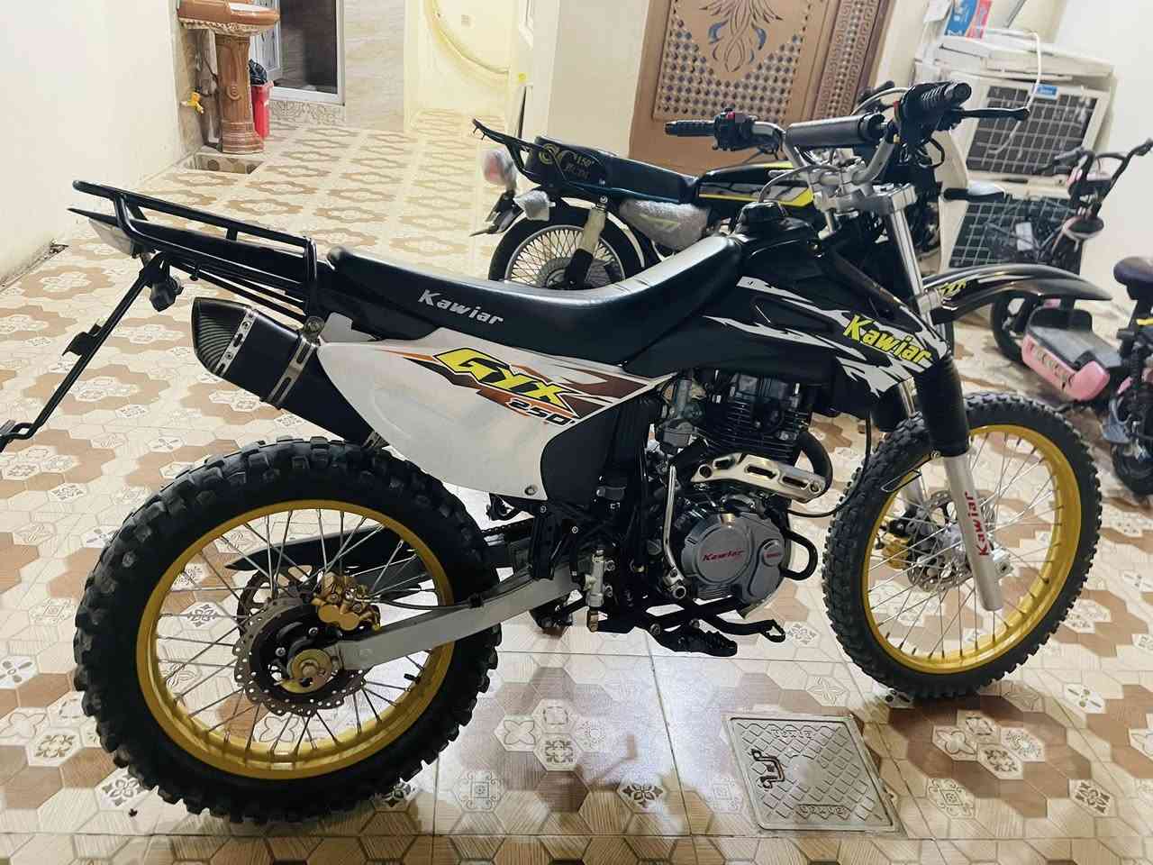 سلام عليكم دراجه للبيع موديل٢٤ دراجه جديده وعل البلاد


**إذا كنت صاحب هذا الإعلان وتريد حذفه لأي سبب، رجاءا أرسل رسالة إلى الدعم الفني**