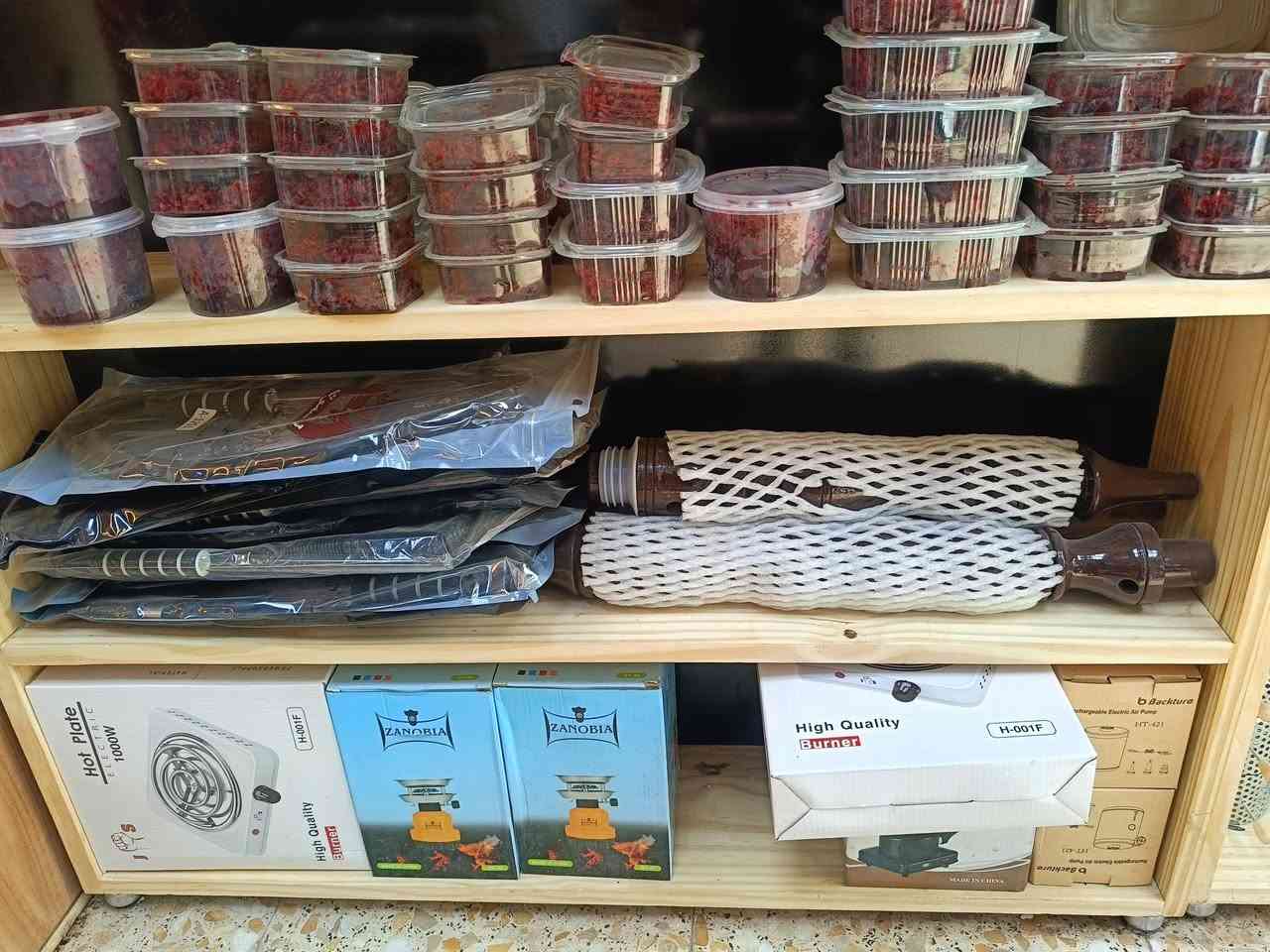 السلام عليكم ورحمة الله وبركاته
شلع للبيع تصفي محل 
بغداد الشعب شارع الصحه مكلف بالنشر
 تواصل مع رقم واتساب ***********
معاهن كارتونه فحم بدون احساب
