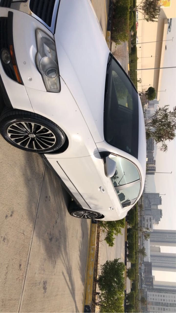 فۆڵكس واگن پاسات
٢٠١٠ فولمواسەفات حاسە،ئۆتۆ پارك ،و ئۆتۆ ھۆلد،تەحديل سورعە و دژە خليسك ،ئاوينە ھيتەر،تايە حاسە،تەبريد مەركەزى،بەسمە،ھتد
پيشى تازەيە،پاترى پلاكو نوزل كامل گۆراوە ٤ تايەى تازەيە سەنەوى و رەقەمى تازەيە (***********
