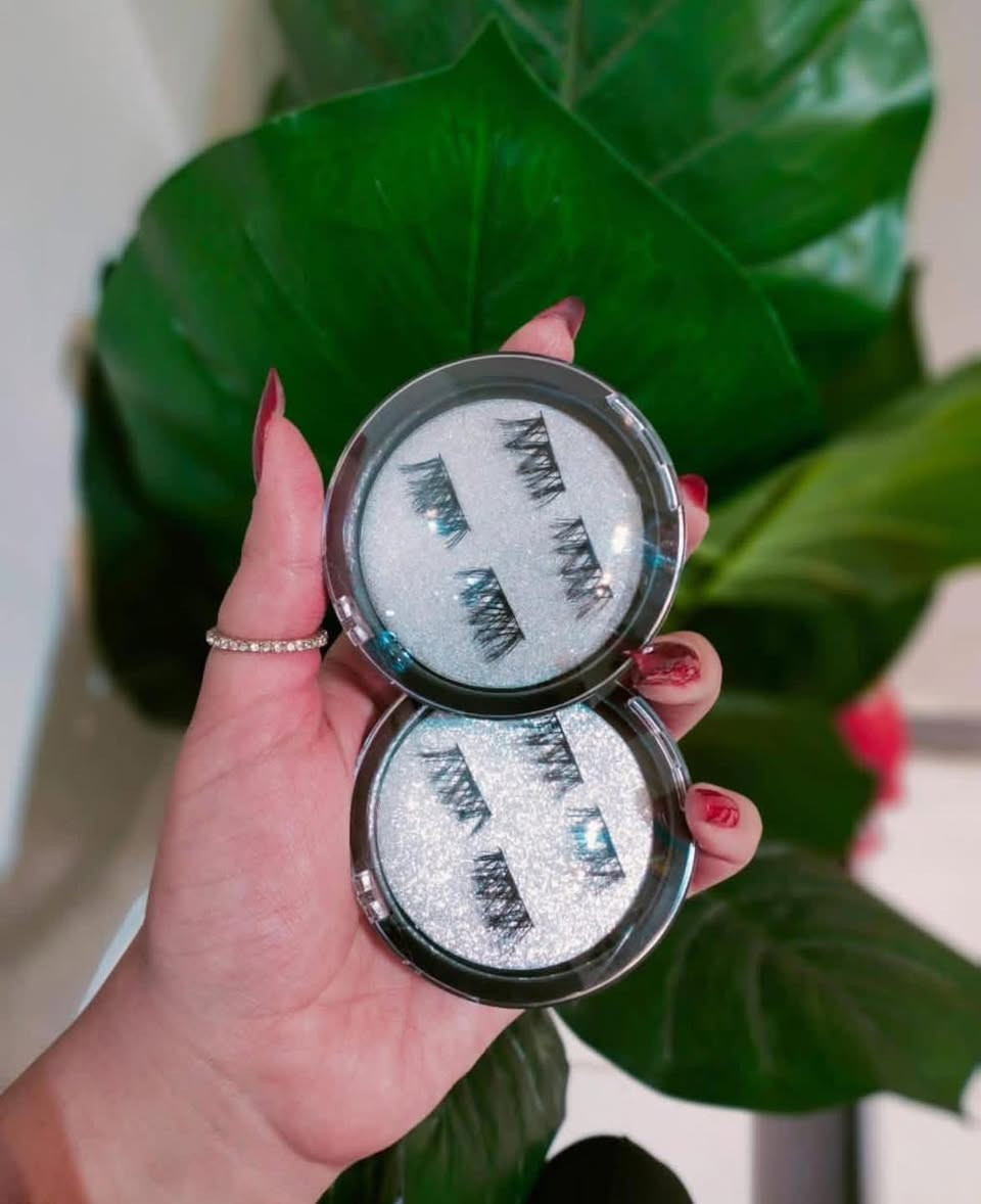 تتوفر كافه انواع الرموش الاصليه الاسبوعيه والشهريه والمغناطيسه 
عند مركز ايلين 

رموش+ صمغ+ فرشاة
رموش (طرفيه وكامله )👁️
تمتعي بأطلاله طبيعيه وفخمه 🌸🩷
نوعيه ممتازة ممكن اعادة الاستخدام


**إذا كنت صاحب هذا الإعلان وتريد حذفه لأي سبب، رجاءا أرسل رسالة إلى الدعم الفني**