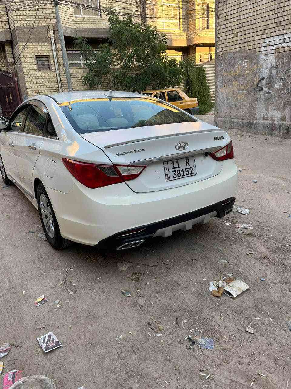 سونتا ٢٠١٢ وراد أمريكي بيه ضربه قبق جنطه وجاملغ خلفي فقط بدون دواخل وبنيد فقط رشات صبغ لجماليه نضيفه كير ومكينه فول سياره مكاني كربلاء سياره ١١١ وبيه مجال *********** كربلاء, العراق
