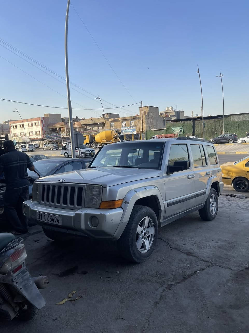 جيب كوماندور 2008 سيارة v8  4700 كير ومحرك خير من الله تبريد منظومة جديدة بيهة مكانات صبغ 
مكانهة بغداد البلديات 
*********** 
السعر 83 وبيهة مجال
