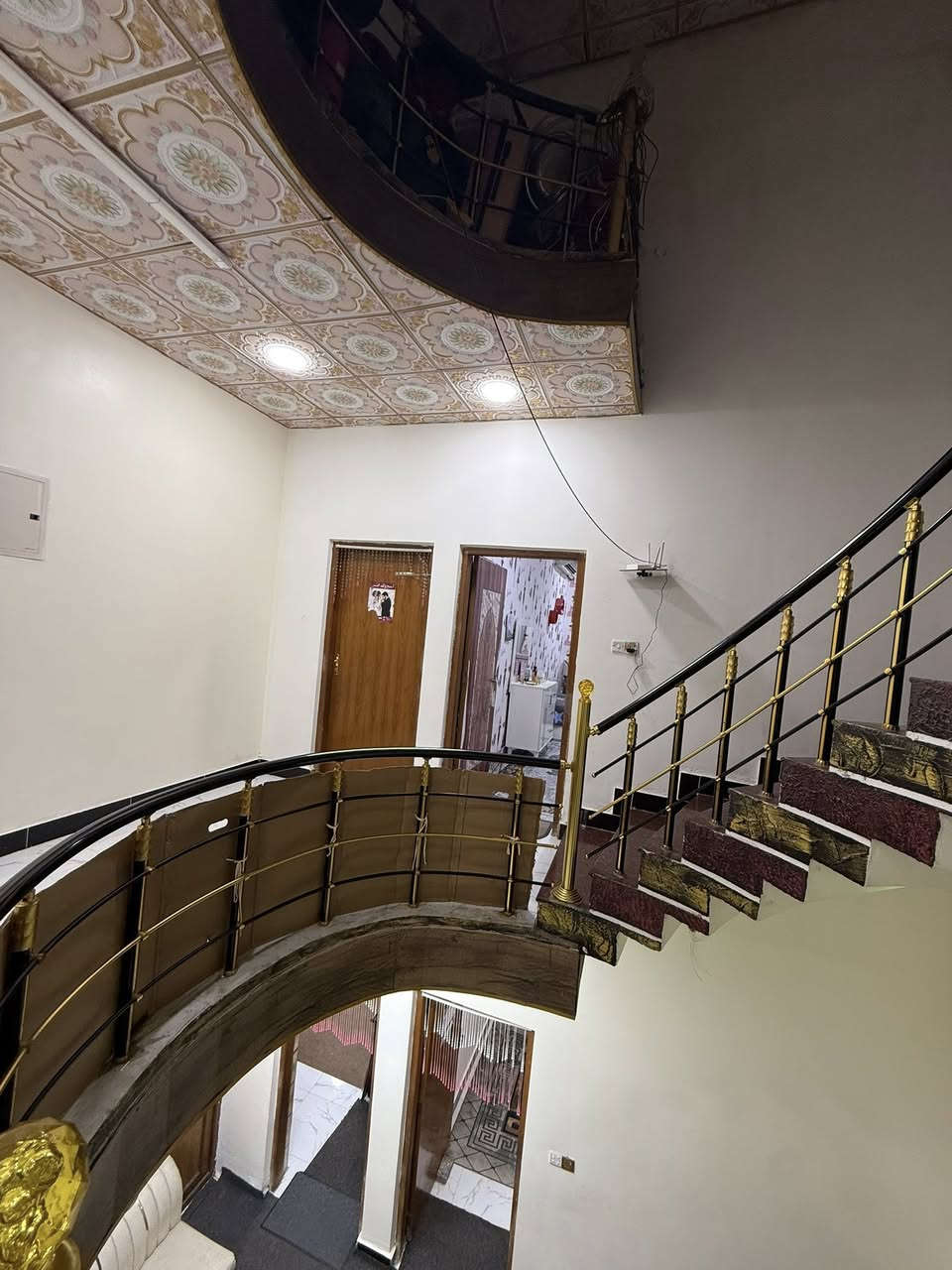 دار للبيع
حي المهندسين شارع الرمل 

مساحه 170 متر 

طابقين بناء 2017 

السعر 285 قابل التفاؤض 

للأستفسار :***********
