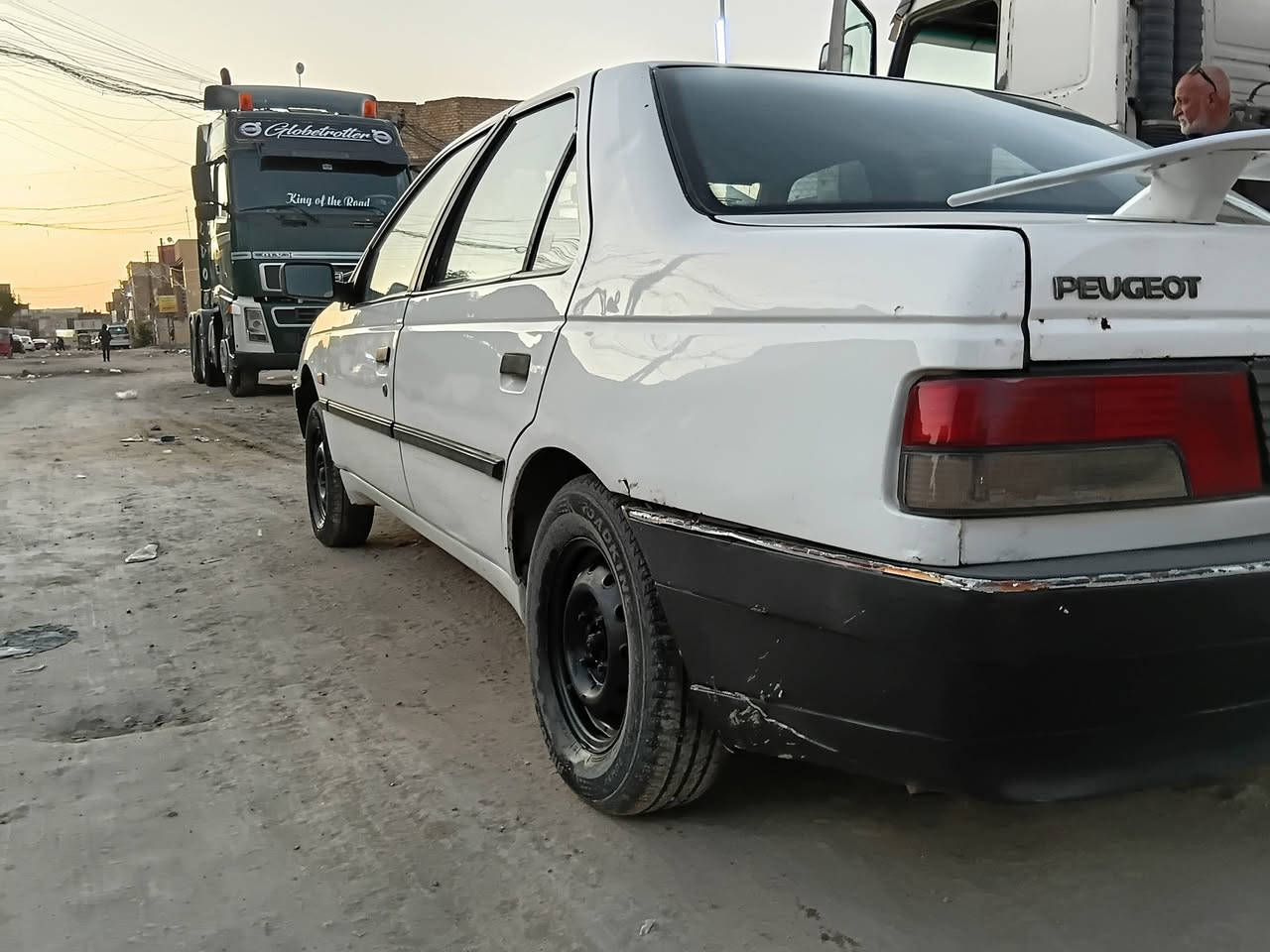 سلام عليكم شباب سيارة بيجو روئ ٢٠٠٩ مكفولة كفالة عامة باسمي الاستفسار الاتصال على الرقم *********** السعر٣٤ وبيهة مجال
