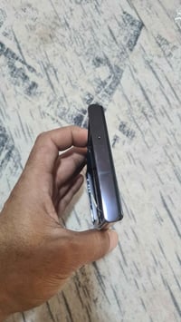 شاشة • اس ٢٣ الترا • شربازهير