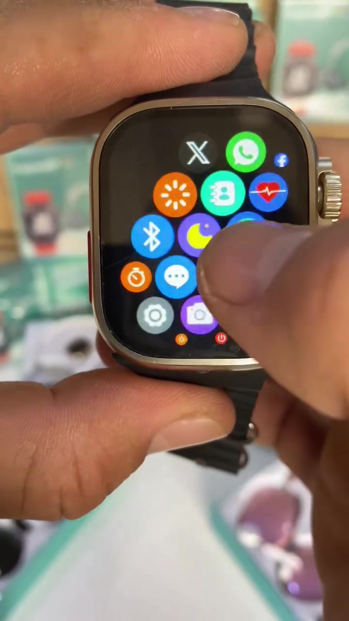 عرض لفتره محدوده بسعر 25 والتوصيل مجاني للجميع المحافظات 
⌚🎧✨ كل تقنيتك في باكج واحد!

باكج ROOK-460 الذكية يجمع لك ساعة WATCH 10 بشاشة كبيرة 2.09 إنش + سماعة رأس لاسلكية + سماعات أذن TWS 🔥

اتصال بلوتوث سريع وثابت حتى 25 متر 📶
بطارية عملية تدوم للمكالمات والموسيقى 🎶📞
متوافق مع Android و iOS 📱

كل اللي تحتاجه… بصندوق واحد! 🚀باكج ROOK-460 الذكية – ساعة WATCH 10 + سماعة رأس لاسلكية + سماعات أذن بلوتوث

باكج تقني متكامل يجمع بين ساعة ذكية بشاشة كبيرة 2.09 إنش، وسماعة رأس لاسلكية، وسماعات أذن TWS داخل علبة شحن – كل ما تحتاجه في صندوق واحد.

• ساعة ذكية WATCH 10 بشاشة 2.09 إنش (49MM) مع عرض ملون AMOLED
• سماعات أذن لاسلكية TWS بتقنية بلوتوث 5.3
• مدى اتصال بلوتوث من 15 إلى 25 متر
• بطارية سماعات الأذن 30mAh قابلة لإعادة الشحن + علبة شحن 300mAh
• تدعم أنظمة Android 5.0+ و iOS 9.0+

الساعة الذكية:
 • الشاشة: 2.09 إنش
 • المقاس: 49MM
 • التطبيق: FitPro
 • التوافق: Android 5.0 أو أحدث / iOS 9.0 أو أحدث
 • البلوتوث: 4.0
 • لغة التطبيق: تدعم لغات متعددة

سماعات الأذن TWS:
 • إصدار البلوتوث: V5.3 + EDR (جهتين)
 • وضع البلوتوث: A2DP / HFP / HSP / AVRCP
 • التردد: 2.4GHz
 • مدى البلوتوث: 15–25 متر
 • بطارية السماعة الواحدة: 30mAh ليثيوم قابلة لإعادة الشحن
 • وقت تشغيل الموسيقى: حوالي 2–3 ساعات
 • وقت المكالمات: حوالي 4 ساعات
 • وقت الاستعداد: حتى 6 ساعات
 • سعة بطارية علبة الشحن: 300mAh
 • وقت شحن العلبة: حوالي 1 ساعة
 • جهد الشحن: 5V

محتويات العلبة:
 • ساعة WATCH 10 الذكية
 • سماعة رأس لاسلكية
 • سماعات أذن لاسلكية داخل علبة شحن
 • كتيب المستخدم


**إذا كنت صاحب هذا الإعلان وتريد حذفه لأي سبب، رجاءا أرسل رسالة إلى الدعم الفني**