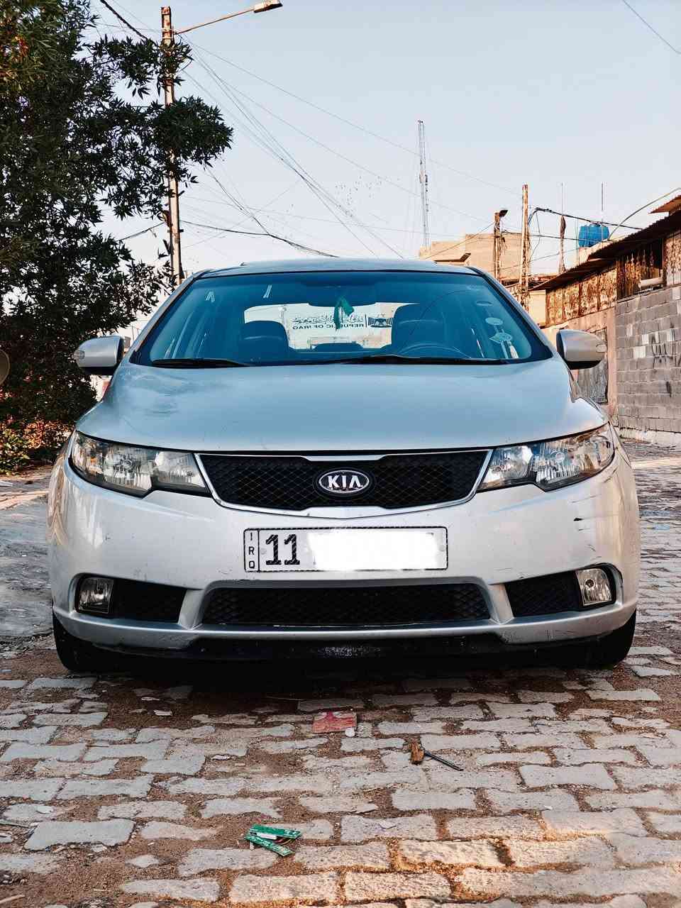 سلام عليكم
كيا سيراتو 
موديل 2009
خليجيه 
بيها جاملغ +نص باب صبغ 
 السونار مرفق مع المنشور 
الموصفات معروفه 
تحكم استيرن 
مكينه 1600 دوش 
فتحه سقف 
شاشه كبيره 
كامره دواره 
حداديه صدر 
ماشيه 130 
حساسات 
تبريد ثلج 
كشنات تدفه 
تخم تاير 
دوشمه جلد 
گير ومكينه خير من الله 
السياره جاهزه ومابيها كل نقص 
س 88
رقم بغداد الانكليزي 
مشروع وطني 
تحويل مباشر 
مكاني بغداد 
ه‍ ***********
