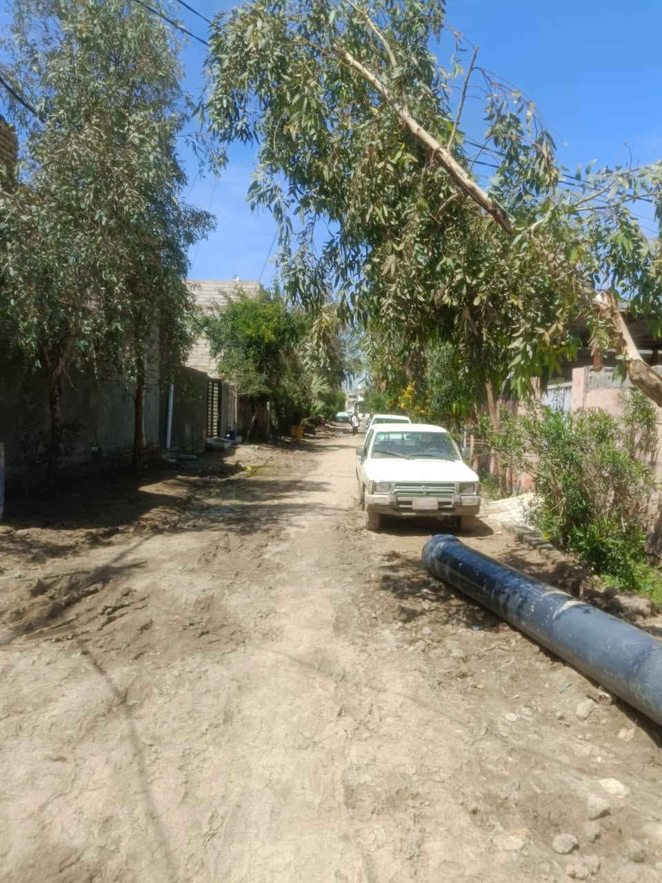 بيت بالاسكان الصناعي دور سيد حمزه البيت ركن مساحه 160 يحتوي على غرف عدد2 صاله مطبخ استقبال 
وخدمات متوفره من ماء ومجاري و كهرباء 
الاستفسار ***********
