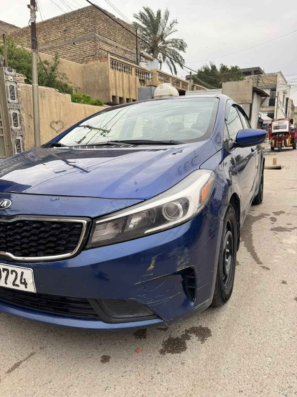 السلام عليكم فورتي 2017 للبيع بكان بغداد رقم انكليزي باسمي تحويل ثاني يوم حادث امريكا قطعتين جاملغ وباب خلفي وبل عراق هم جاملغ وباب خلفي الصفحه ثانيه يعني 4 قطع الصور موضحه مكينه كير مكفولات صدر جديد تخم تاير جديد شاصي مكفول السعر 117 بيه مجال مكلف بل نشر رقم للتصال 
***********
