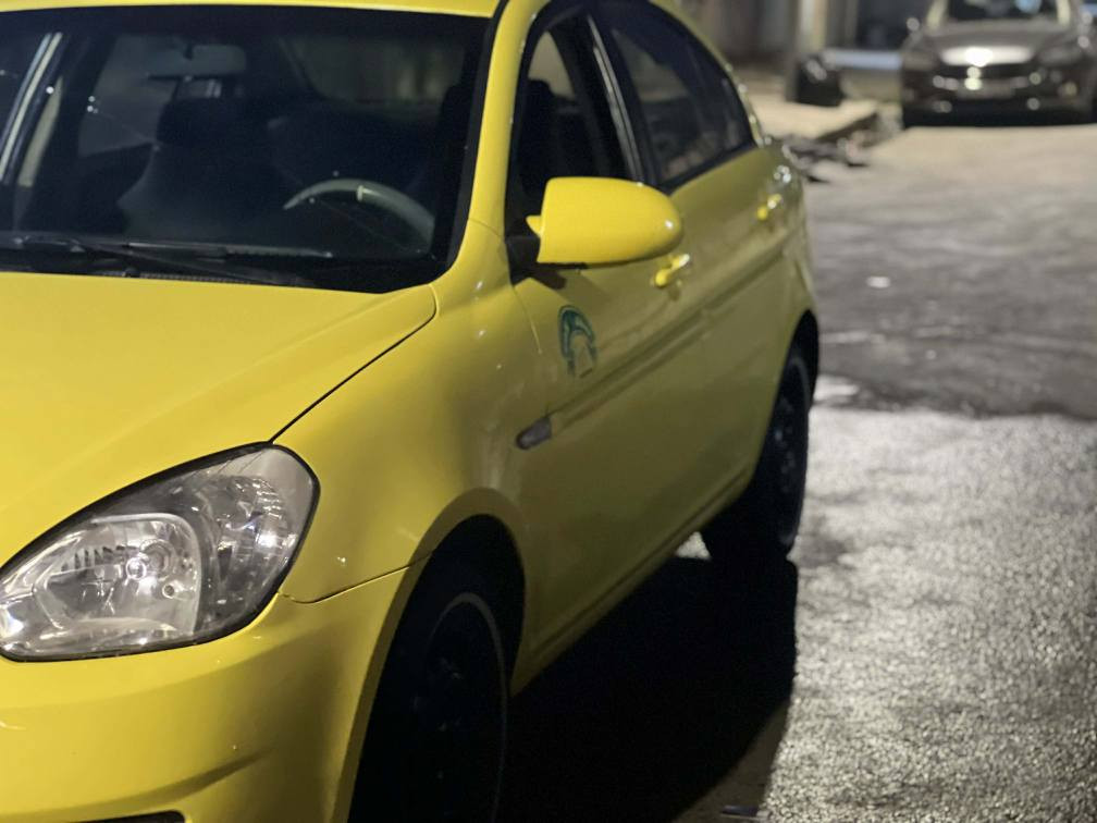 سلام عليكم اكسن دبدوب 2010 كوري صدر أمامي خلفي كله  جديد طخم تايرات جديد كاربون بانزين موجود باب السايق امبدل مصفره هيئه وغرمات كير ومحرك شرط السعر 95 وبيه مجال بسيطة ***********..***********
