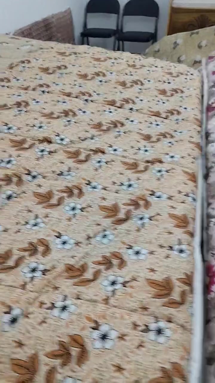 العنوان الديوانيه قضاء الحمزه الشرقي شارع الهوى مقابيل سلطانه مول بلفرع مجاور تجهيزات اطفال ويوجد لدينا توصيل الى جميع محافضات العراق 
للتواصل واتساب ***********
