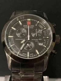 هانوا سويسري • كرونوغراف ٤٠مم • مقاوم ١٠٠م