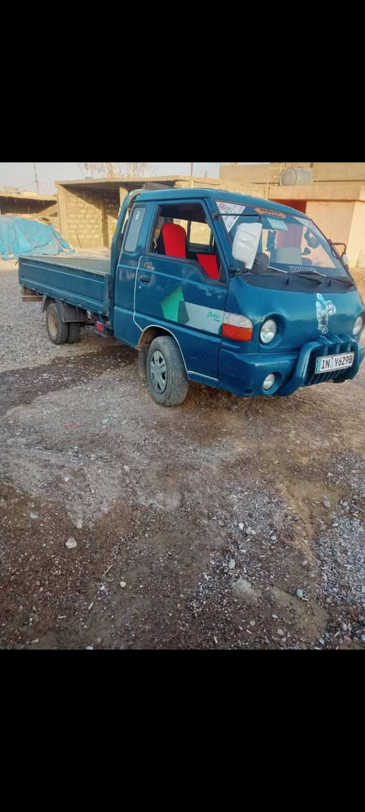 السلام عليكم كيا للبيع هونداي بورتر 2002 مو مسجل للبيع كير محرك اكسن كهربائيات كلها شرط سيارة ماناقصها اي شي
السعر 32 وبيها مجال

ملاحظه غير متواجد عالنت 
للاتصال ‏‪***********‬‏
