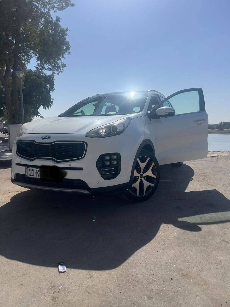 السلام عليكم
للبيع سبورتج 2018
فول 1 - 1 GT line  
مواصفات فول كلشي بيها 
بدون صبغ ، بدون ضربه 
195$
الموقع / بغداد
التواصل / ***********
