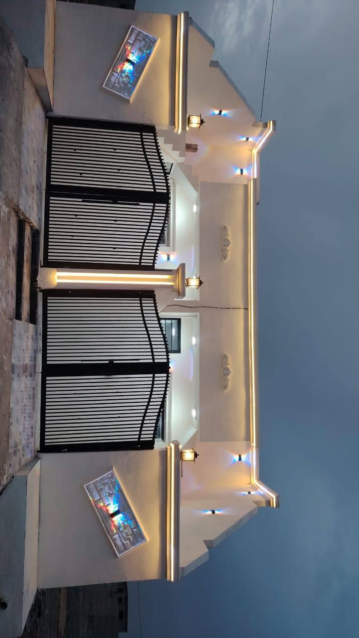 السلام عليكم دارين للبيع مساحت كل دار  100متر نضام دكتات اناره مخفيه وجهيه فلين موقع الدار كركوك حي بدر فرع مول حسين السعر  ٣٧ اوبيه مجال الاستفسار الاتصال ***********
 ***********
