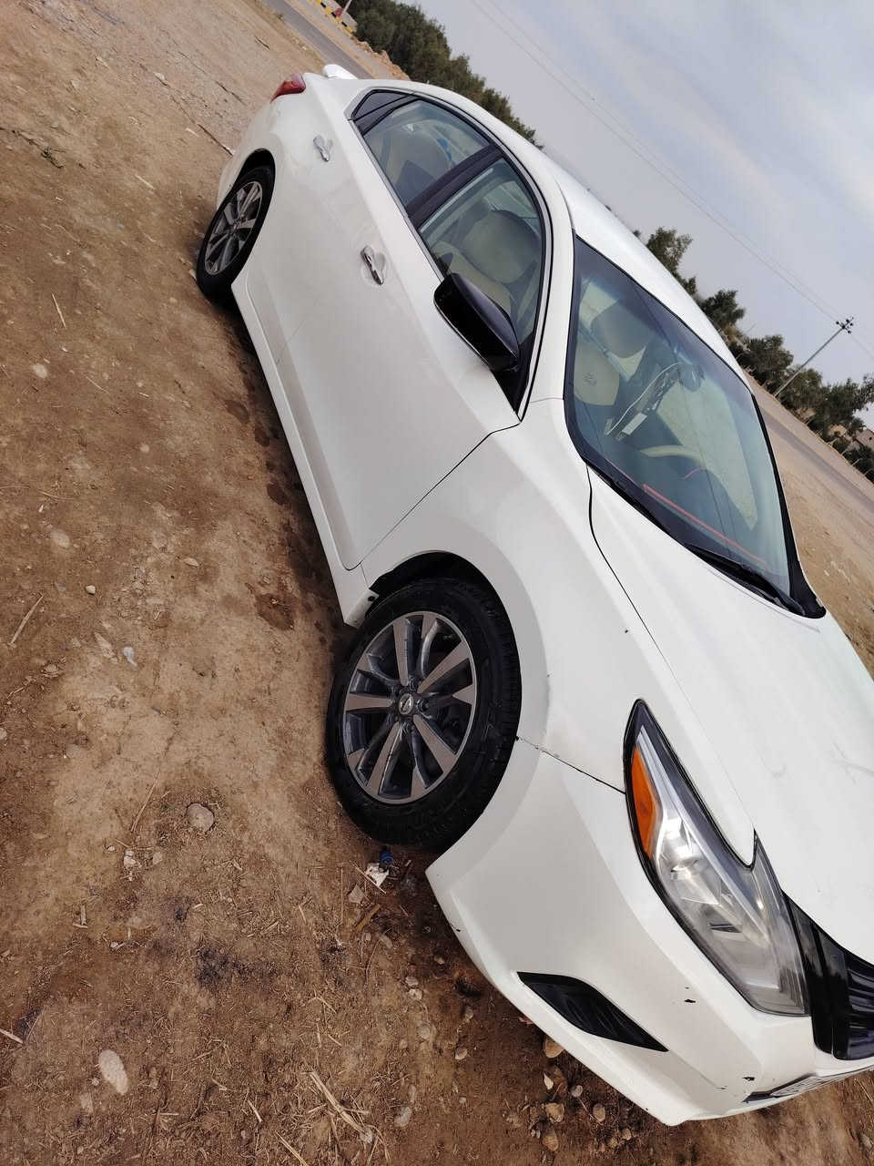 نيسان التيما2017 s
بجم كبس بدون ايرباكات 

بيهاا بس بنيد 

مابيها قطرة صبغ

تشغيل بصمه 

تايراتها جديده

صدر جديد

سيارة مال جناي 

واقعها احلى من الصور 

رقمها سليمانيه بأسمي 

ماشيه 134 كم 

مكانها ديالى جلولاء 

للاستفسار اكثر 

واتساب

***********
