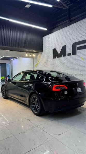 سلام  عليكم
تسلا موديل 3 اونلاين موديل 2023

ماشية 18 الف  تك ماطور

صبغ جامرلغ وبابين مبدلات 
وبيها بارد بالبنيد مال تحميل ممصلح

رقم بغداد باسمي

مكان السيارة بغداد حي القاهرة 
سعرها 168 وبيها مجال

‭0771 032 7029‬ ابو جود
