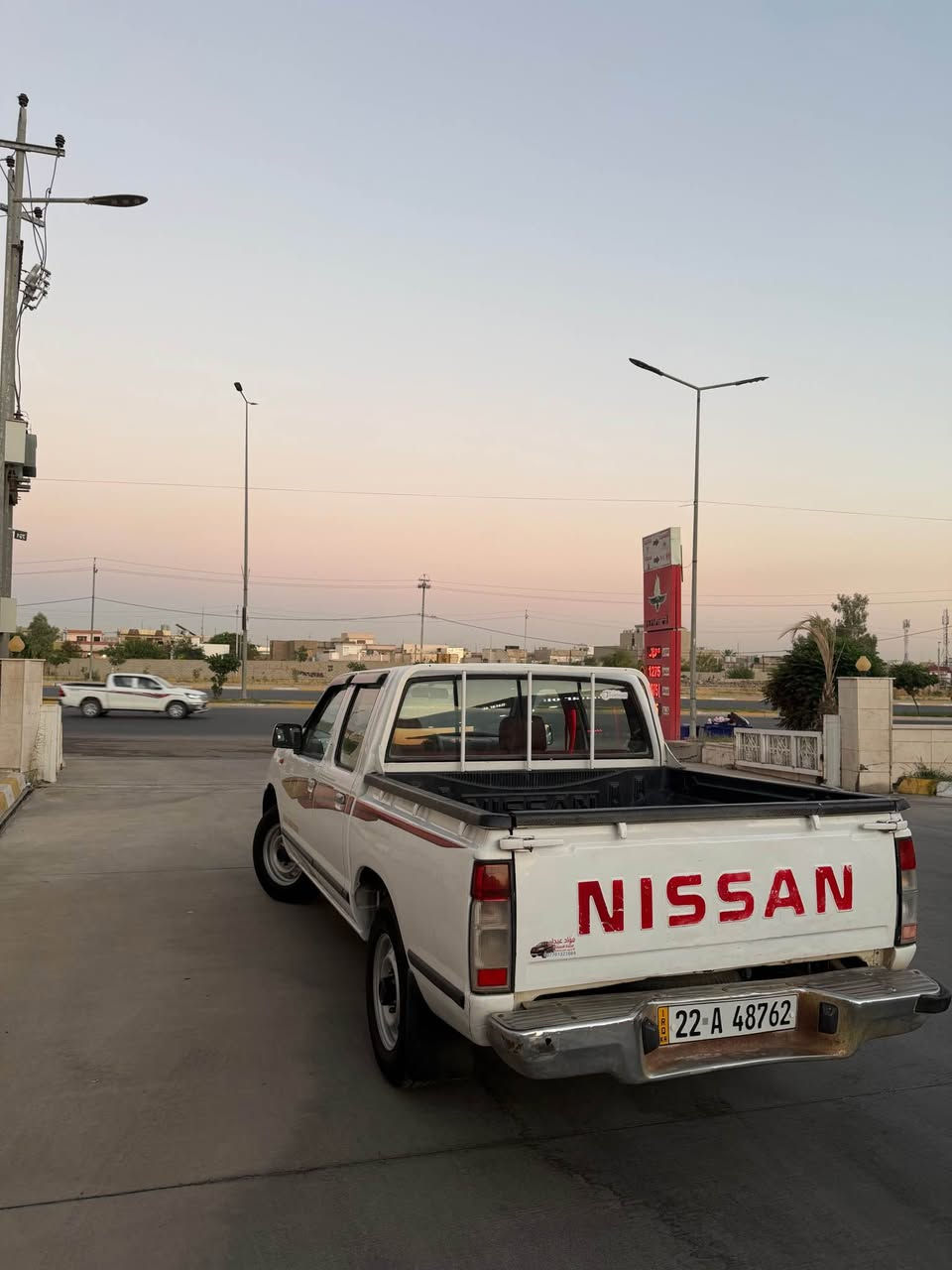 نيسان ٢٠٠٨ ياباني محسن  ابو طليشه 
صنويه وًرقم جديد ٢٠٢٨
دفتر بنزين موجود
اربع طايرات جديد
كير محرك بشرط
تبريد ❄️ ثلج
اربع جام كهرباي و دبل كيج محسن
ملاحظة،، سياره بدون ظربه و بدون صبغ فقط كم ملاحظات بارد و كارت خفيف 
مكان سياره كركوك
***********
***********
سعرر ١١٢ بي مجال بسيط كركوك, العراق
