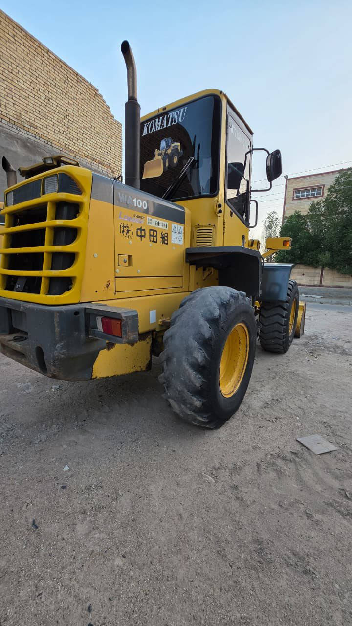 للبيع كوماتسو مسجل موديل 2017 بصره 
#الاستفسار *********** /‭0788 374 0330‬
