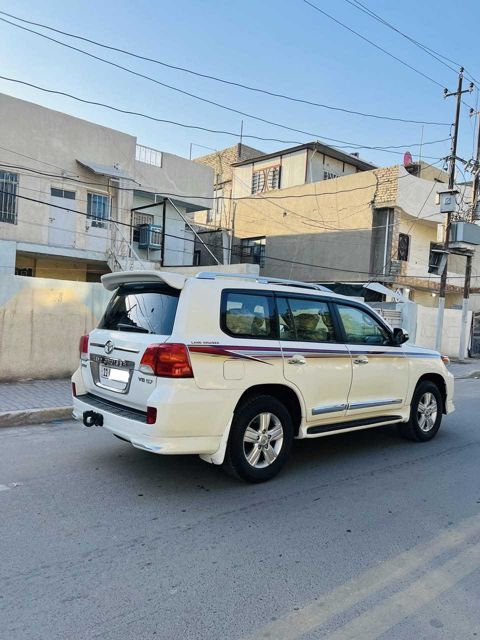 للبيع
لاندكروز VXR موديل 2011

رقم بغداد انكليزي بأسمي

محرك 8 سلندر

بصمه 
فتحه سقف
حساسات

شاشه اندرويد

فور ويل 

ثلاجه 

لايت زينون 

تبريد مركزي 

السياره بيها صبغ مكانات ابيع حزام 

سياره جاهزه مابيهه اي نقص 
مسويلهه ادامه عامه

السعر 260$
مكاني بغداد 
للاتصال(***********)
