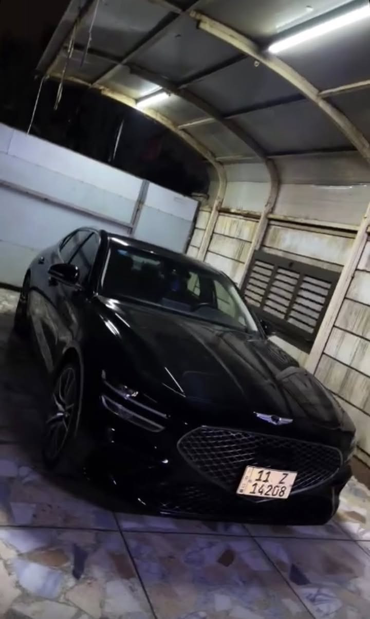 السلام عليكم 
للبيع جنسس 2023 g70
رقم بغداد الدولي هزه جديده
عداد 60 الف كيلو
محرك 4 سلندر تيربو
المواصفات:
.داخل لون اسود
 .لون اسود
.كشنات امامي كهرباء
.كشنات تدفئه
.تبريد قطعتين
.بصمة 
.كامرة خلفية
.تشغيل عن بعد
.اوتو هولد
.اوضاع القيادة 5
(سبورت-سبورت بلاس -أيكو-سمارت-مخصص)
.حساسات امامي -خلفي-جانبي
.تحكم مع شفتات
.نظام تحذير مغادرة المسار
.نظام القيادة الذاتية
.نظام المساعدة في المحافظ على المسار
وبعد اكو مواصفات….
حادث السيارة چاملغ الأيمن فقط 
كير مكينة كلها بلادي 
السيارة جاهزة من كل شي
للأستفسار 
***********
