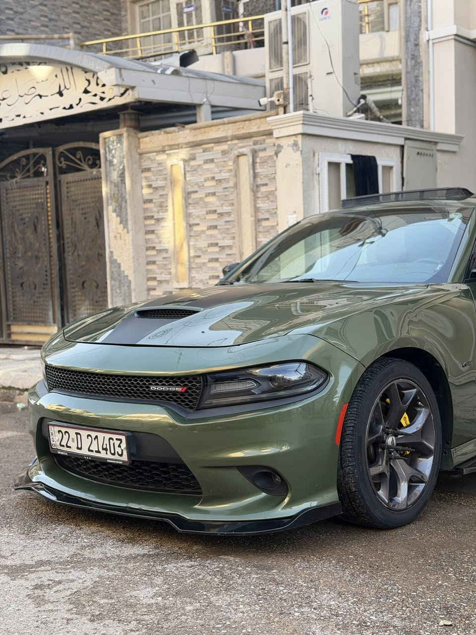 السلام عليكم
جارجر زيتوني لون مميز Gt وكاله هارلم 
موديل 2019
فول موصفات
بصمه
فتحه سقف
تشغيل عن بعد 
كشنات جلد
داخل لونين
شفتات ستيرن
سوير تراك
سبورت
لايت زنون
كشنات كهرباء
لد نهاري
محرك ٣٦٠٠💪🏽💪🏽💪🏽
كير 8نمر
السياره مكفوله كفاله عامه من الصبغ
فقط بارد بسيط 

عنوان : كاظمية جكوك 
السعر 270
استفسار :***********
