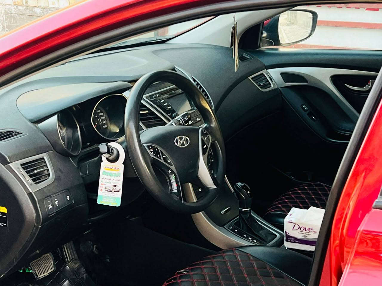 السلام عليكم النترا 2016
مكينه مكفوله 2000
كير مكفول 
منضومه تبريد جديده حته الفريز مبدل
تخم تاير وتخم ويل جديد حاويه 
بيهه سرقه بنيد من امريكا 
بدون لغدوشاصي وتكم وحوض كله مكفول بدون ايرباك 
بيهه صبغ اثر جراد نقطه معجون مابيهه 
السعر ١٠٨وبيهه مجال كلش قليل 
***********
