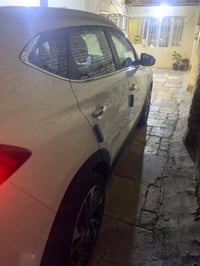 تحيه طيبه السلام عليكم توكسان 2021 خليجي  ماشيه 42 ألف  مكينة 2000 دوش...