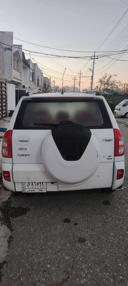 يــــــ🚗🚘 السلام عليكم 
شيري تيكو للبيع  
 موديل 2013 كير كهربائي محرك 1800
ماشية .  130 حقيقي
بيه صبغ نص الجاملغ الخلفي عكس السايق والباب الخلفي ايضا 
شاشة ايباد بيهة تدعم كار بلي
كامره دواره 
جاهزه وبدون نقص استخدام شخصي فول مواصفات سلايت سقف حساس خلفي لد امامي خمسه ويلكب كشنات جلد تتدفئه تبريد تحكم استيرن نظام ايرباك سويج تقفيل جام مع السويج ريموننت والعده وغراضها كلهاكامله محرك كير حداديه كلها مكفوله 
السيــــــ🚗🚘🚙ـٰــــارة بلاديه نضيفة باتري جديد  تخم تاير جديد تحويل مباشر 
سعره 62 وبيه مجال 
🏠🏠 رقم السياره بغداد مشروع وطني ب اسمي تحويل مباشر 
مكان السياره اربيل 
للأتصال على الرقم.
*********** أربيل, العراق
