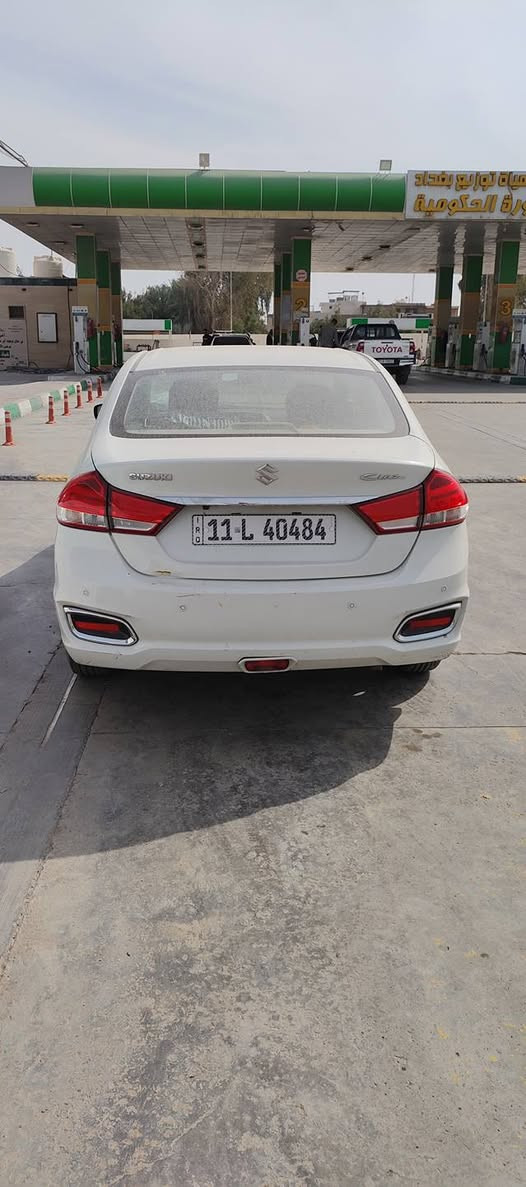 سوزوكي سيات موديل 2023 استلام 2024 ماشيه 41 الف على وضع الشركه ىايدها ب 120 او مراوس باقل وفرق للاتصال,***********.. تحياتى
