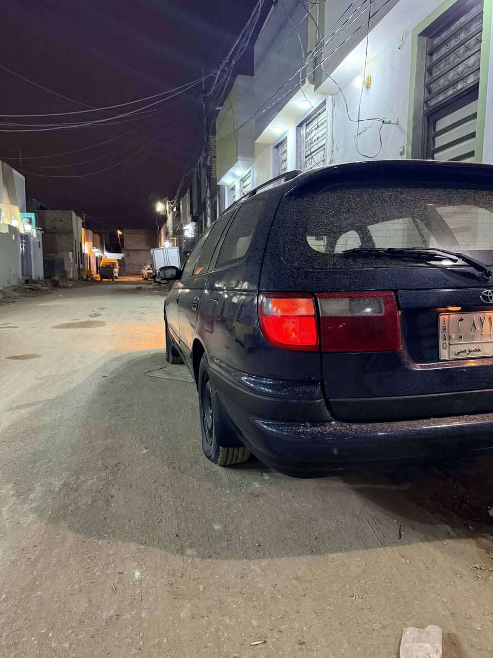 السلام عليكم كرونه ( للبيع او للمراوس ) موديل 95كفاله كصه ونقل جثه رقم بغداد بسمي هزه جديده اربع دسك اربع جام كهرباء تبريد كير مكينه حداديه نص عمر يرادله ترتيب رقم بغداد مكانه نجف 
السعر 58 وبيه مجال قليل 
الرقم ***********
