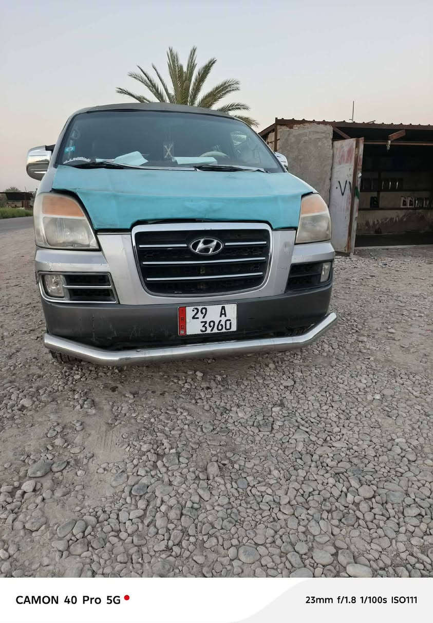 السلام عليكم
ستاركس مفتوح موديل2007 كفاله عامه
  رقم واسط نكليزي سنويه لل2031 
تبريد حداديه مكينه كله مكفول السعر  74 وبيها مجال
المكان بابل الحمزه الغربي 
***********
