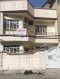 بيت 100 متر للإيجار يحتوي على 4 غرف نوم وصاله وحولي وخدمات   الصليخ شا...