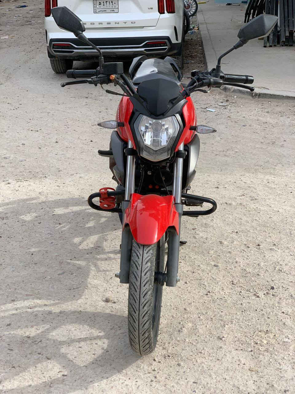 ماطور  QJ كيوجي
اللون احمر 
المحرك 150
مابيها نقص 
كهربائيات شغاله كامل 
الدراجه بدون ارقام وبدون كمرك 
دراجه جديده ونضيفه 
مكفوله من ناحية السرقه بشكل عام 
السعر مليون و ميه الف عراقي 1100
الرقم 
***********
***********
متواجد فقط رقم اتصال او واتساب
