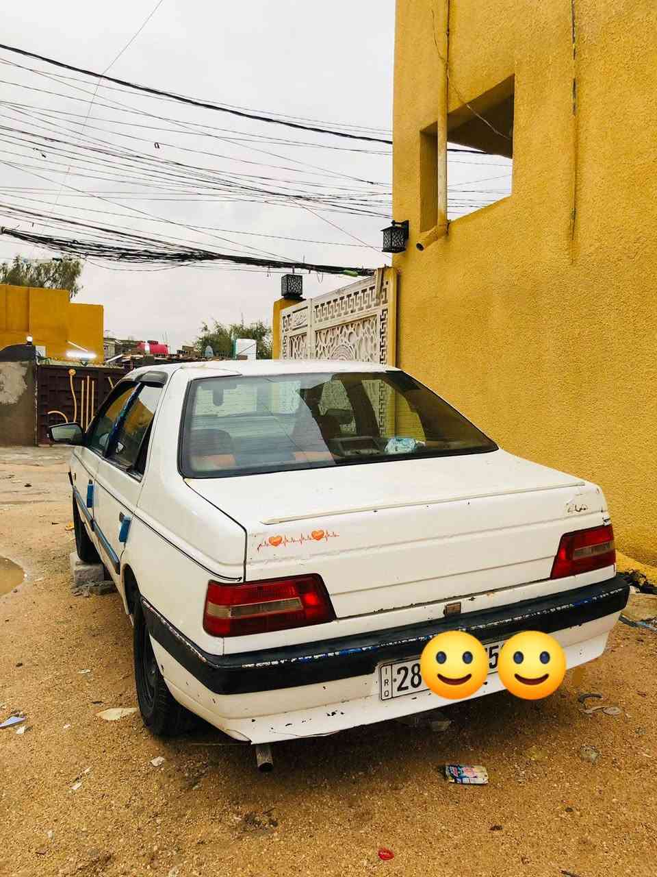 السلام عليكم
كل عام وانتم بخير 
سيارة بيجو 405 خصوصي موديل 2010 
حدايدة جديدة كير خير من الله مكينه زينه تبريد  شغال 
السيرة بأسمي تحويل ثاني يوم 
السيارة بيه خياسات قليله السعر 38 وبيه مجال قليل ***********
