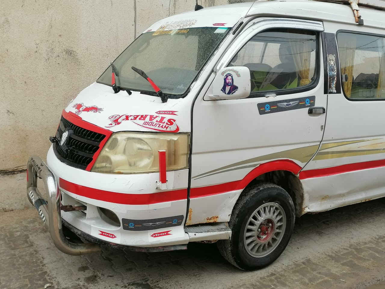 السلام عليكم سياره فوتون للبيع موديل 2009اوتماتيك اوكفلك سرقه وعشاير السعر 23بيع مستعجل العنوان البصره القرنه رقم الهاتف ***********
