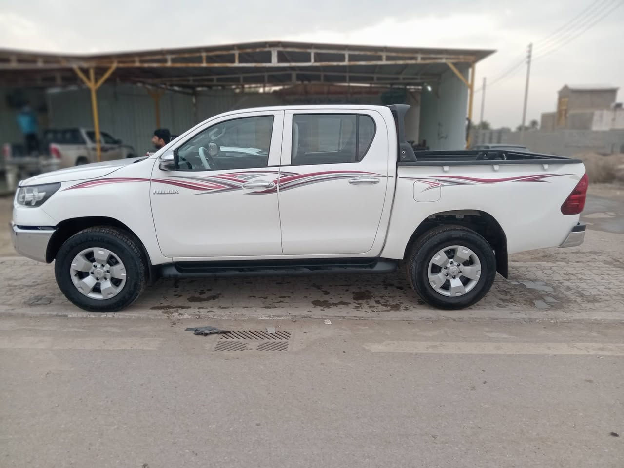 السلام عليكم سياره للبيع فور ويل كاز موديل 2022 مكفوله كفاله عامه رقم اربيل مكان السياره البصرة الدير رقم الهاتف *********** الشراي يتصل
