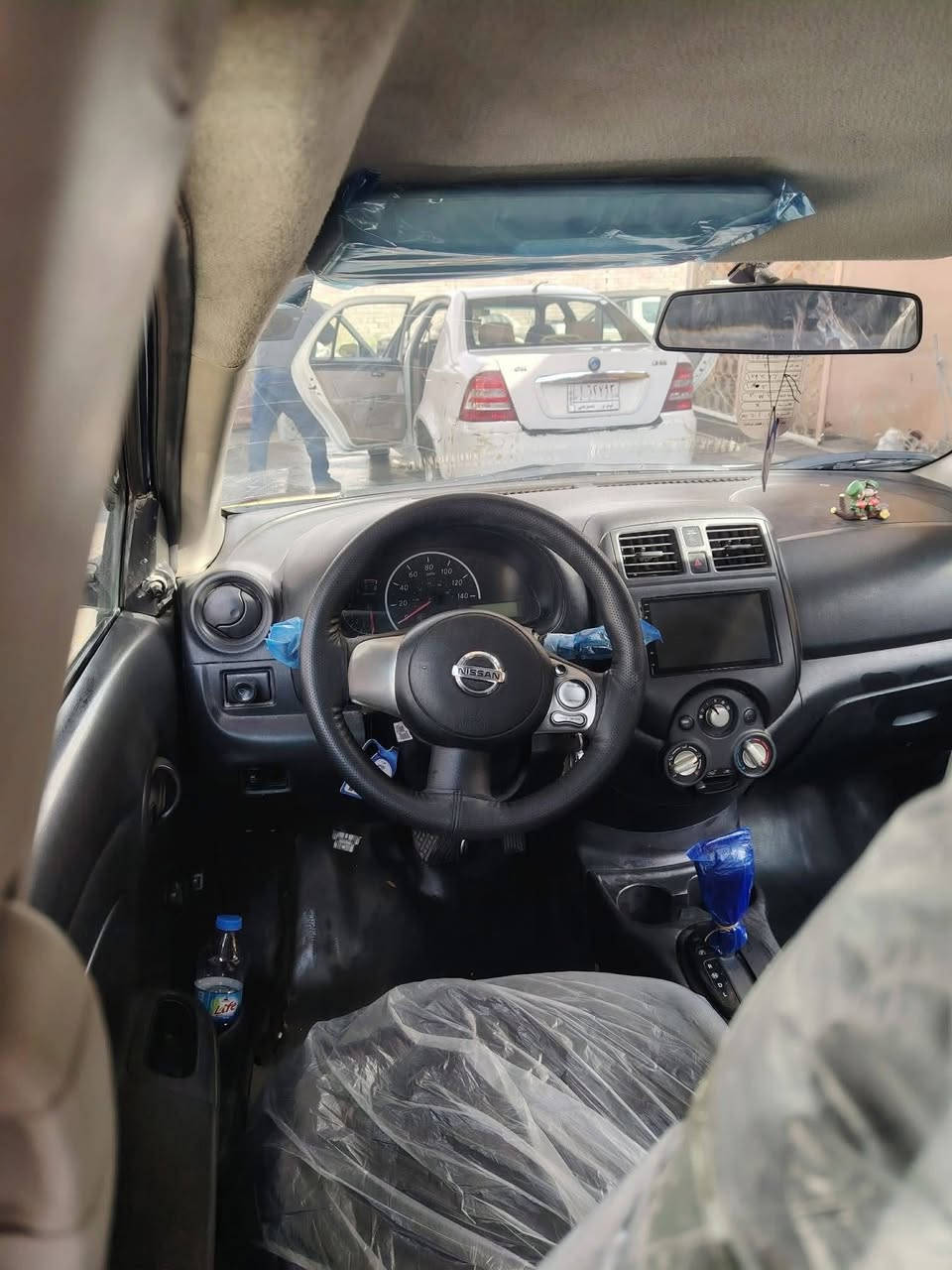 نيسان للبيع موديل ١٤ كير ومحرك بشرط او مرواس حسب القناعه.   تفاصيل اكثر عل رقم ***********
