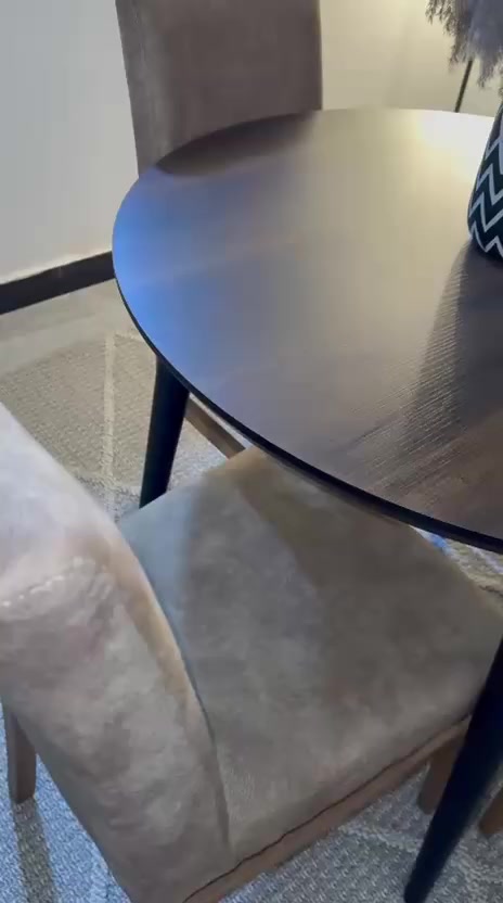 ميز طعام خشب تركي مال حسني ب١٧٥  وبي مجال بسيط 
 العنوان بغداد / حي العدل مجمع ايادي حي العدل السكني مجاور مدخل الحرية عمارة ٢١


**إذا كنت صاحب هذا الإعلان وتريد حذفه لأي سبب، رجاءا أرسل رسالة إلى الدعم الفني**