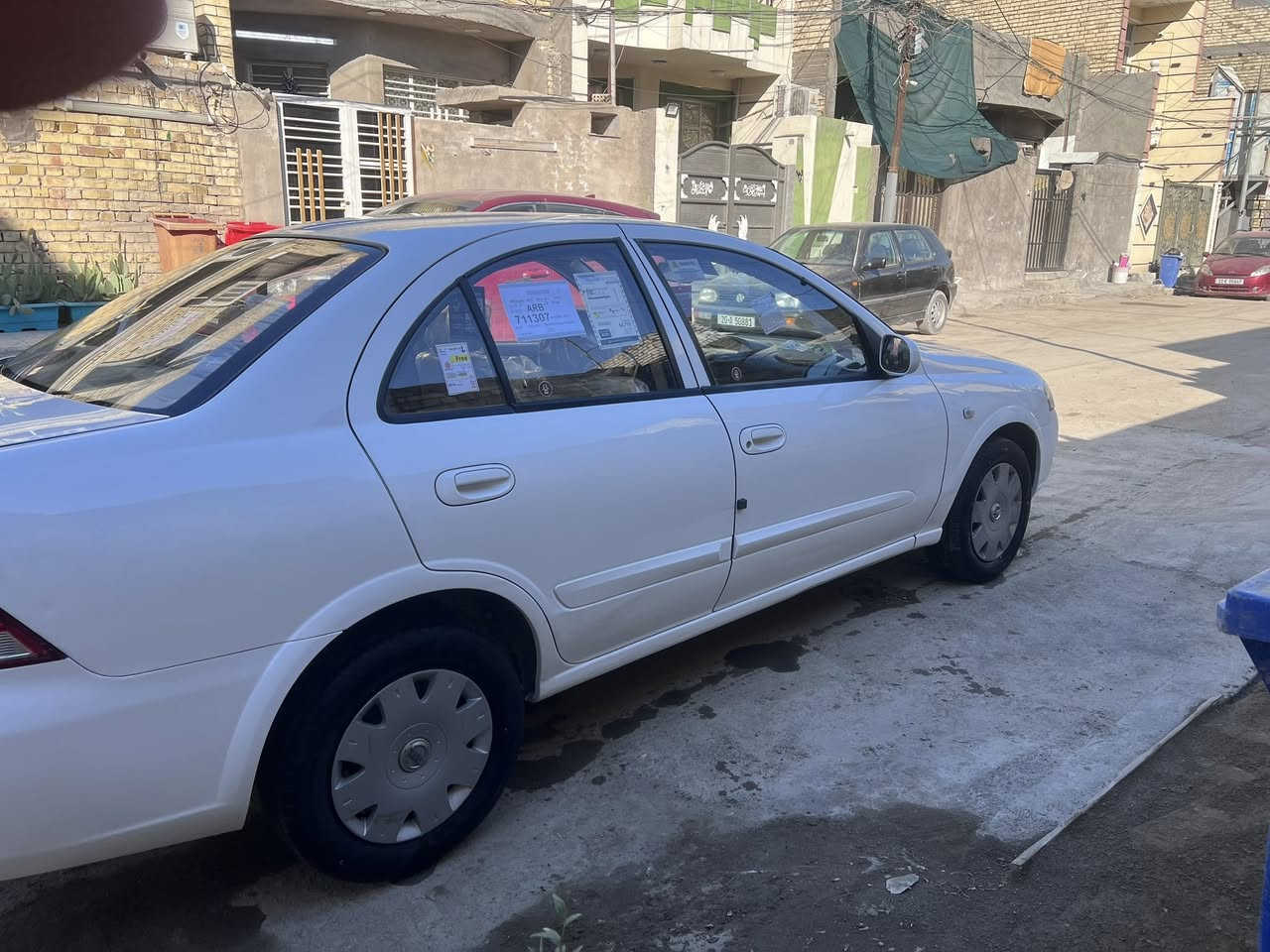 لام عليكم نيسان سني 2012
بيها مكانات صبغ بدون حادث ولا تبديل 
مكفولة من الضربة  والتبديل 
ماشية67 السيارة
سيارة جديدة 
تبريد تخم تاير كهربائيات جديدة
السعر 100ورقة وبيها مجال حك الجية
العنوان بغداد البلديات خلف المصرف 
هـ***********
مامتواجد فيس فقط اتصال أو واتساب
