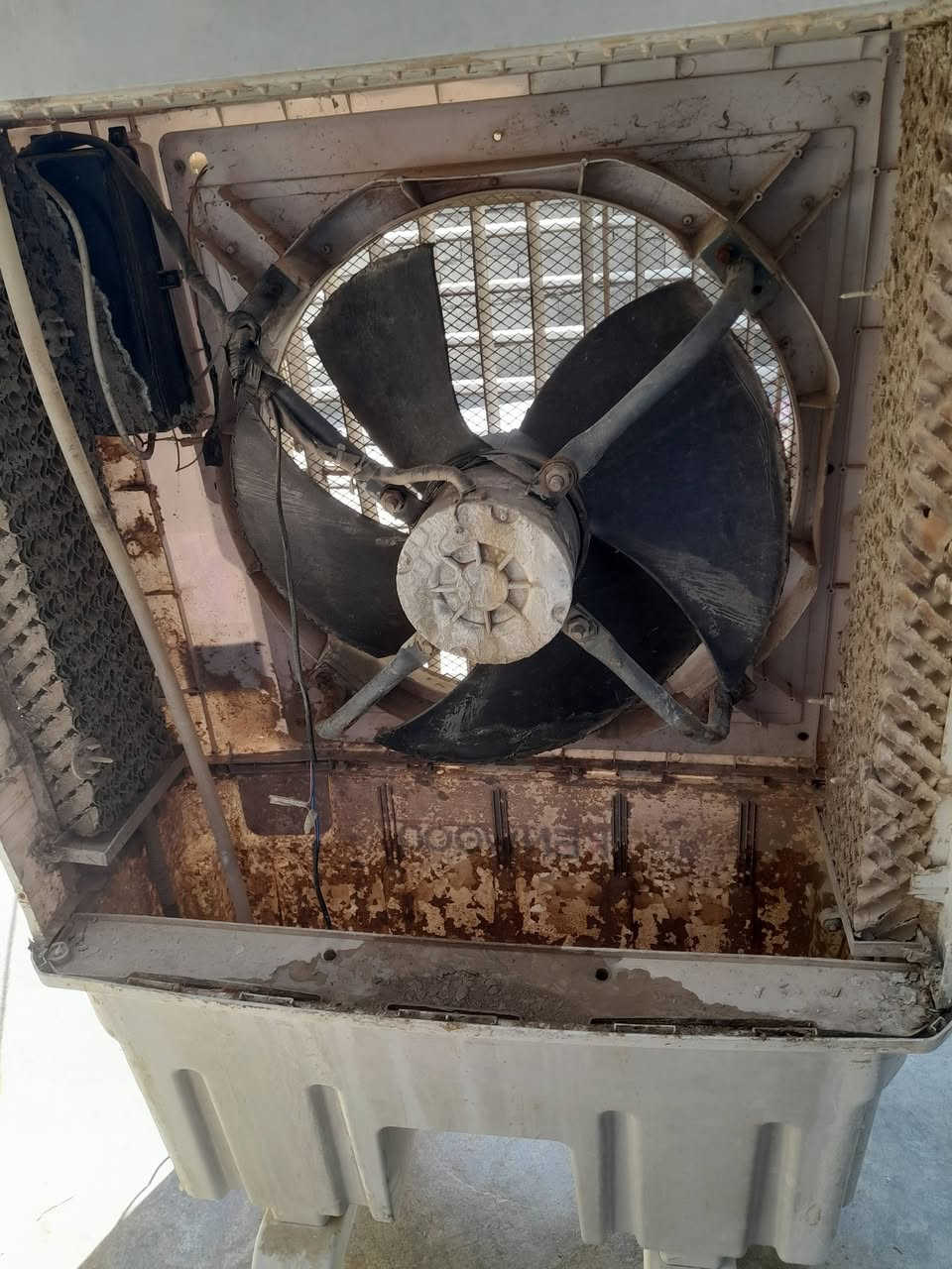 السلام عليكم كوفيره للبيع شغاله ثلاثه سرع واتر بم شغال السعر 65بيها مجال


**إذا كنت صاحب هذا الإعلان وتريد حذفه لأي سبب، رجاءا أرسل رسالة إلى الدعم الفني**