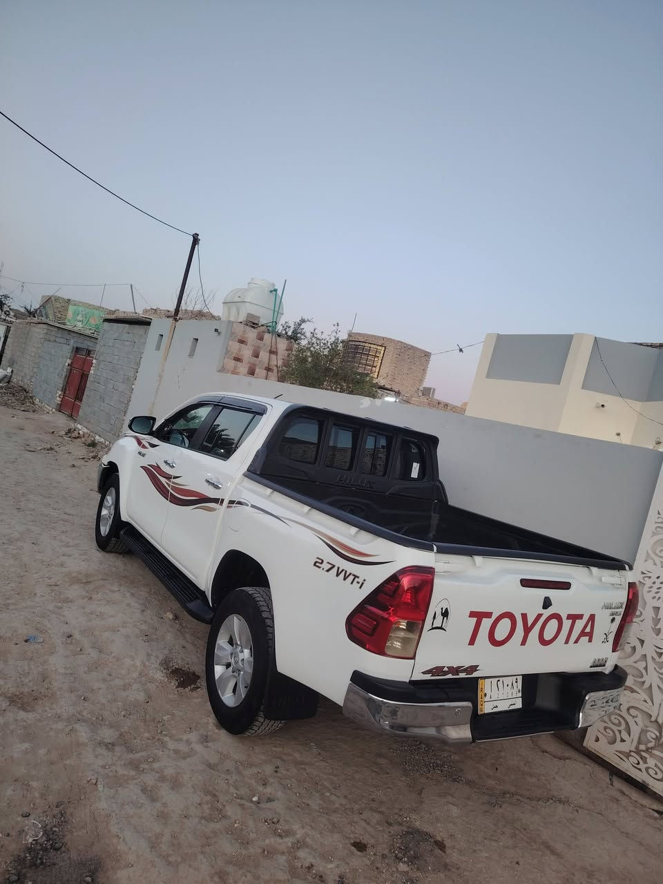 سلام عليكم هايلوكس فورويل ساز كفاله عامه من شخط ومن بارد ماشيه 170 حقيقي كير اوته ماتيك رقم مثنى ***********)
مكان الحمزه الشرقي وموجود ومراوس بيكم فقط
